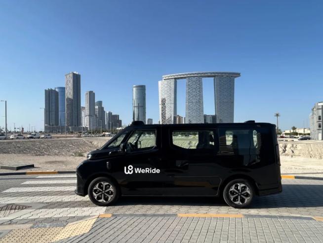 文远知行在阿布扎比启动首个纯无人Robotaxi试运营，引领中东自动驾驶新篇章
